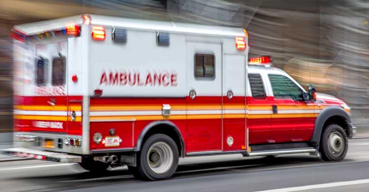 23-year-old, 2 men hospitalized after separate crashes on US-19 in Tarpon Springs