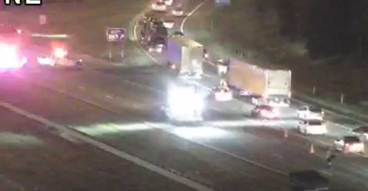 All lanes reopened after multi-vehicle crash blocks left lanes on I-75 North, before Fletcher Avenue exit