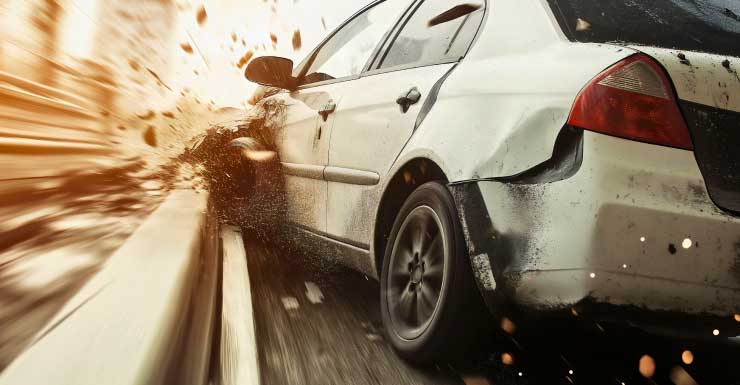 Crash shuts down southbound I-75 near University Parkway