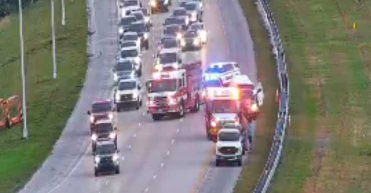Crash with injuries on I-95 South in Stuart blocks lanes