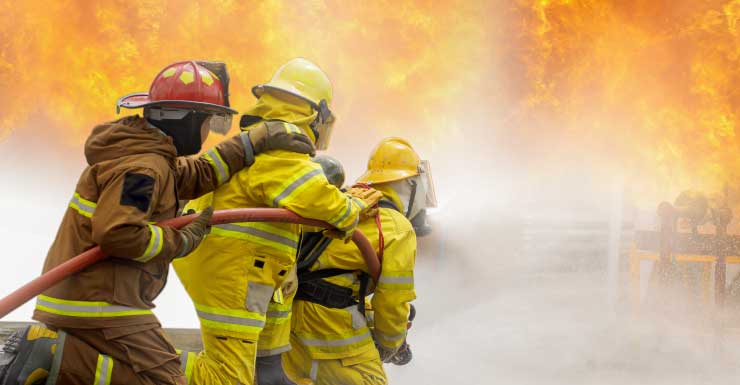 Crews put out house fire in Miramar; no injuries reported