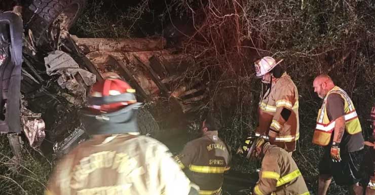 DeFuniak Springs Fire Dept. frees person from flipped car Wednesday