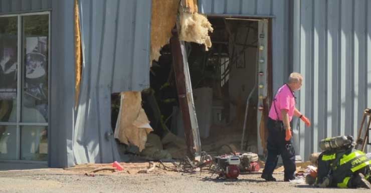 Distracted driver crashes through Blossman Gas building in Pensacola, causing injuries