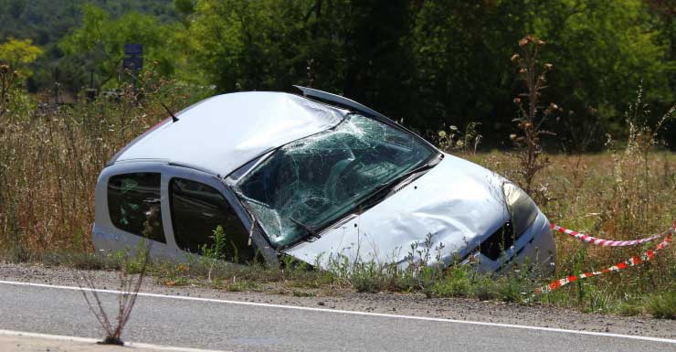 Driver crashes into ditch near Pembroke Pines birthday party