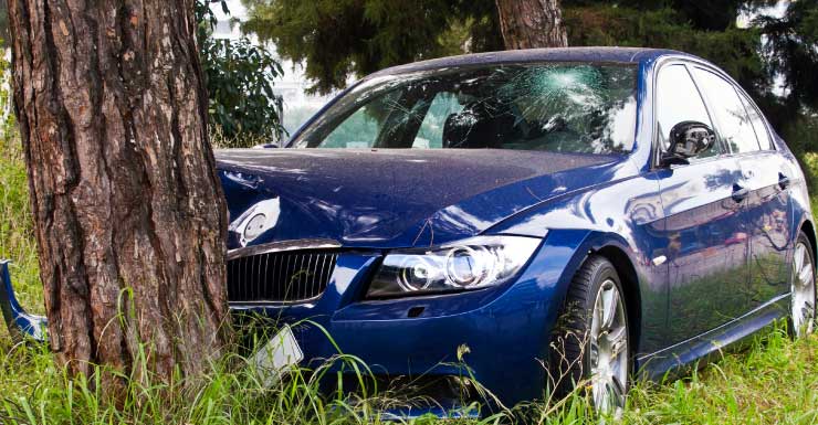 Driver killed, passenger in critical condition after car hits tree in Volusia County, troopers say