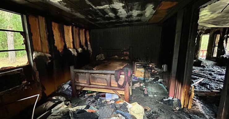 Electrical fire from wall outlet destroys Floral City mobile home