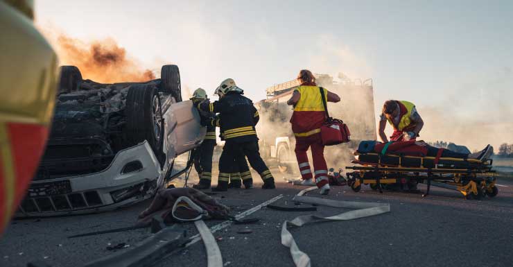 Rollover crash on Dolphin Expressway in Miami sends 2 to hospital