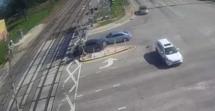 WATCH: 3-car collision follows Brightline train's passage near Blue Heron Blvd. crossing