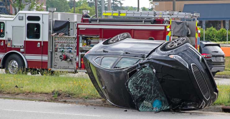 Woman driving Jeep dies of injuries suffered in crash in Sumter County