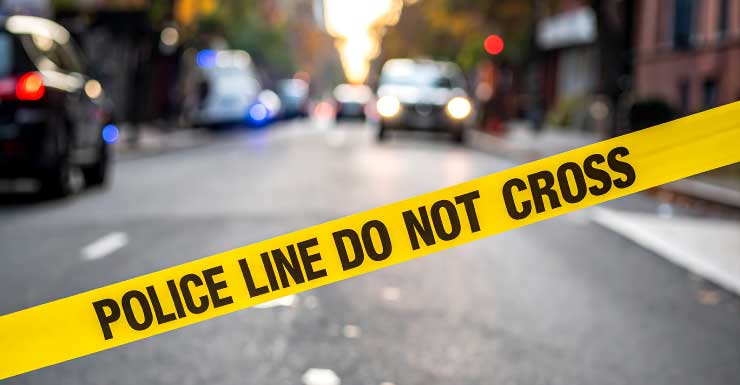 1 hospitalized, 2 detained after shooting in SW Miami-Dade shopping plaza
