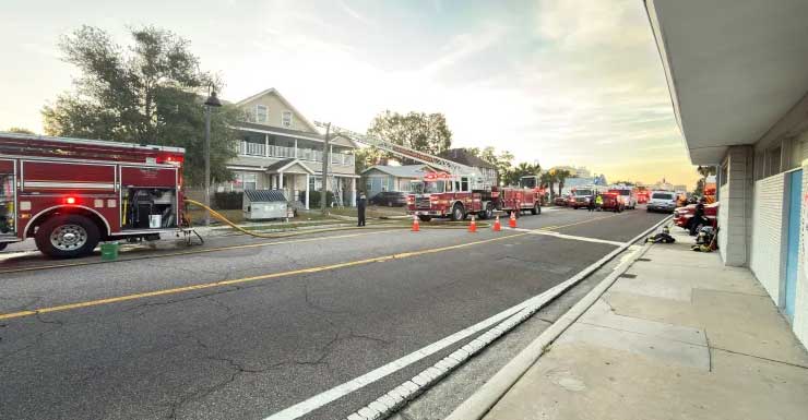 1 hospitalized after fire breaks out at Clearwater apartment