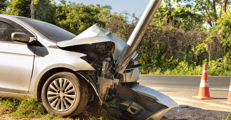Driver killed after vehicle strikes utility pole in Seminole County, troopers say