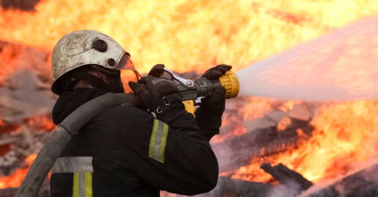 Fire breaks out at Lake County home