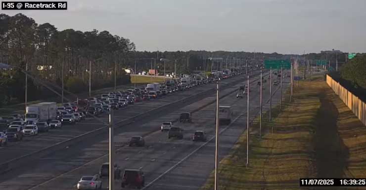 Lanes reopen on I-95 South after car fire near Race Track Road