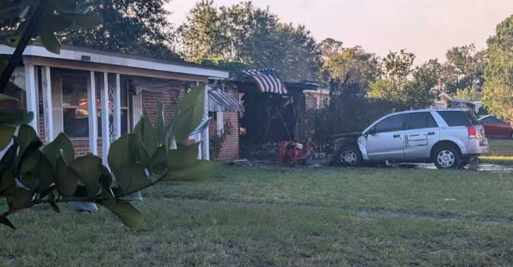Man injured in house fire in Sweetwater neighborhood: JFRD