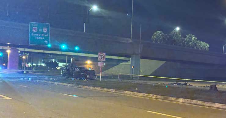 1 dead, several injured after speeding car runs red light, St. Pete police say