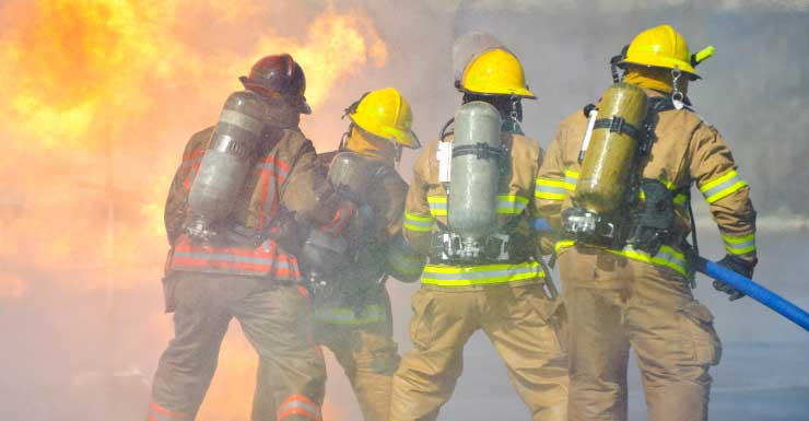 Couple escapes house fire in Orange County