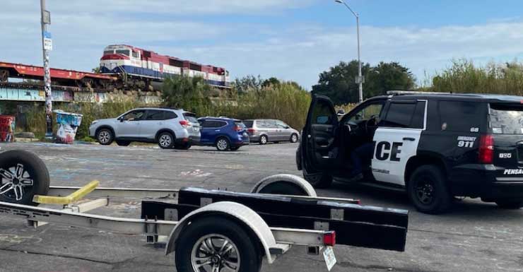 Man hit by train at 17th Ave trestle near Graffiti Bridge in Pensacola