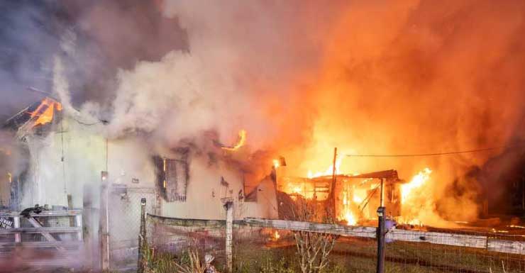 Marion County firefighters extinguish large mobile home fire on Friday