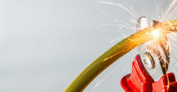 Miami Gardens man rushed to hospital after being electrocuted outside his home