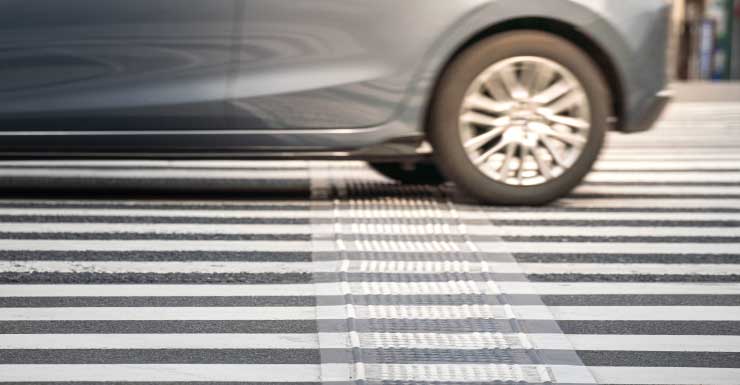 Vehicle hits pedestrian in Ocala, traffic diverted