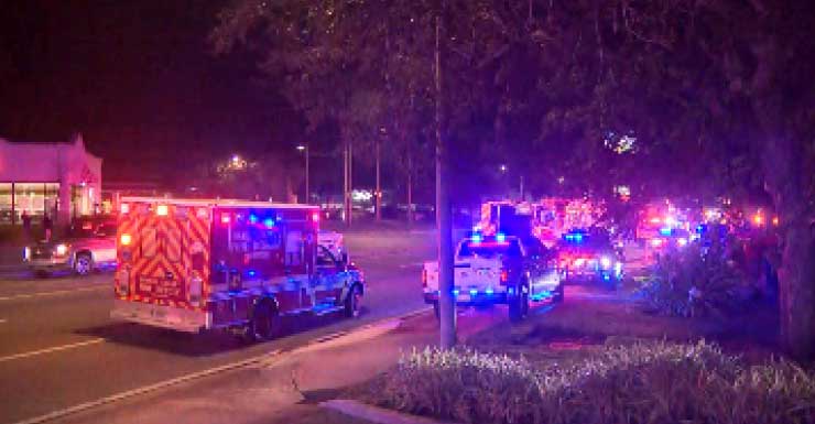 1 dead, 1 critically injured in Orange County stabbing; suspect at large, deputies say