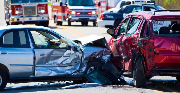 1 killed, 1 injured in 3-vehicle crash on Aloma Avenue in Orange County