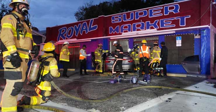 2 hospitalized after vehicle crashes into Tampa supermarket