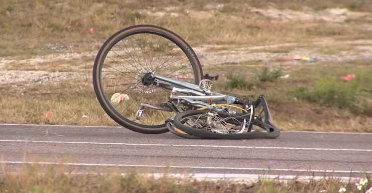 Driver of Dodge Challenger runs off after fatally striking bicyclist on Jacksonville’s Southside, FHP says