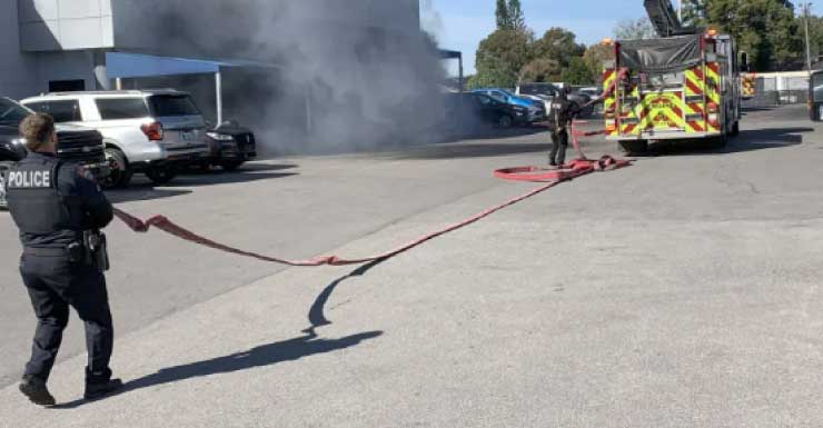 Fire engulfs 20 vehicles at Winter Haven car dealership
