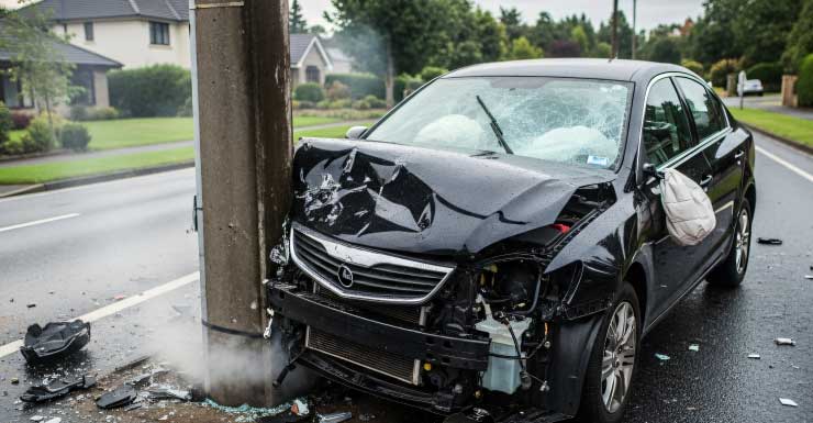 Girl dies, family injured after SUV hits pole; alcohol or drugs suspected, PBSO says