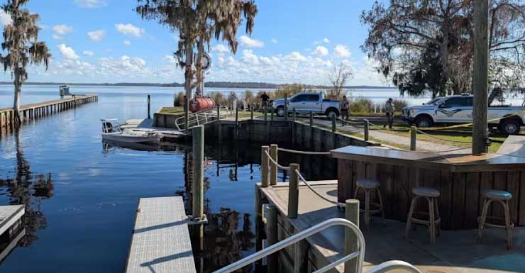 Man dies, 2 rescued after boating accident on Crescent Lake, FWC says