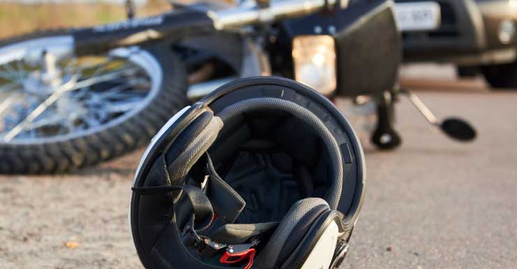 One woman dead after motorcycle crash in Jackson County