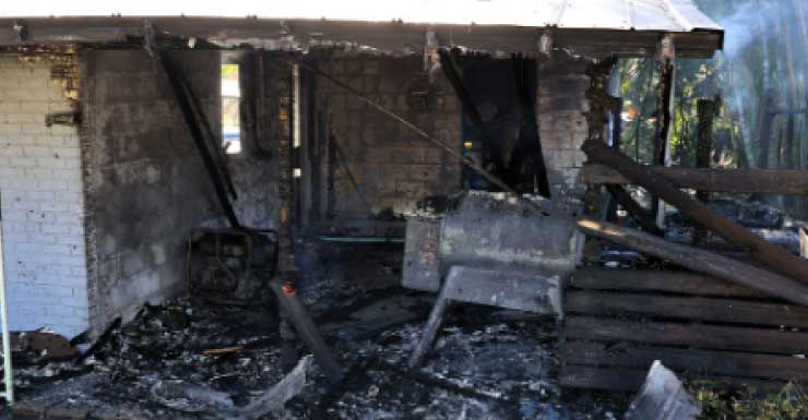 Tampa house fire leaves cat dead, 5 other pets rescued: HCFR