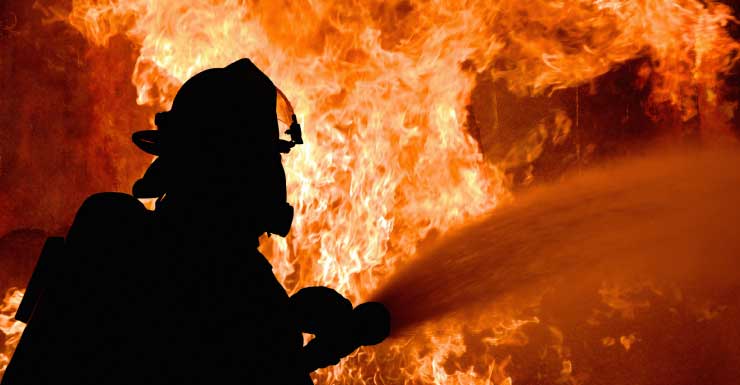 3 treated, 13 displaced after fire breaks out at Sapphire Winter Park apartments