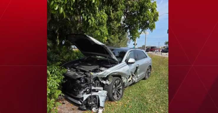 At least 1 injured in crash that shut down part of Summerlin Road in Lee County