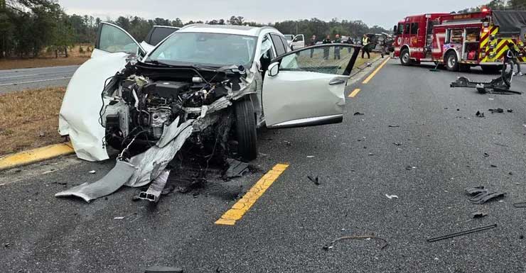 Brooksville rollover crash on US 41 leaves deputy, driver hospitalized: Florida Highway Patrol.
