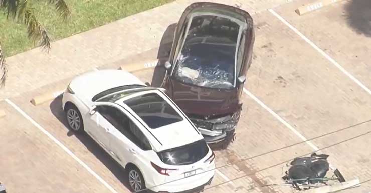 Car crashes, falls through second floor of Fort Lauderdale parking garage: Witnesses