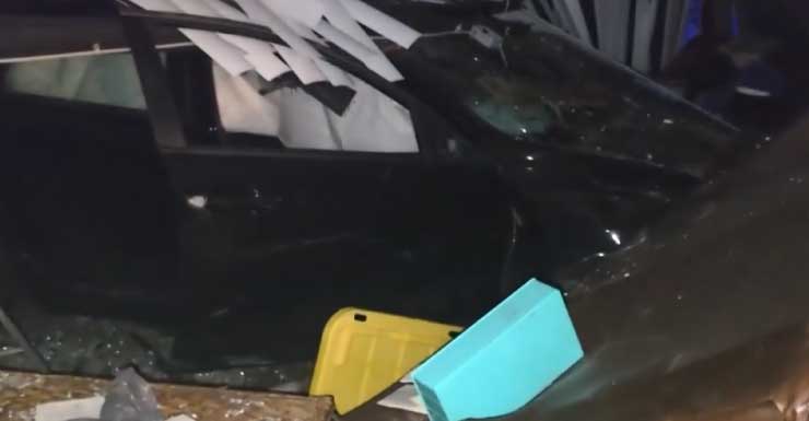 Car crashes into Altamonte Springs home after driver mistakes bike trail for road