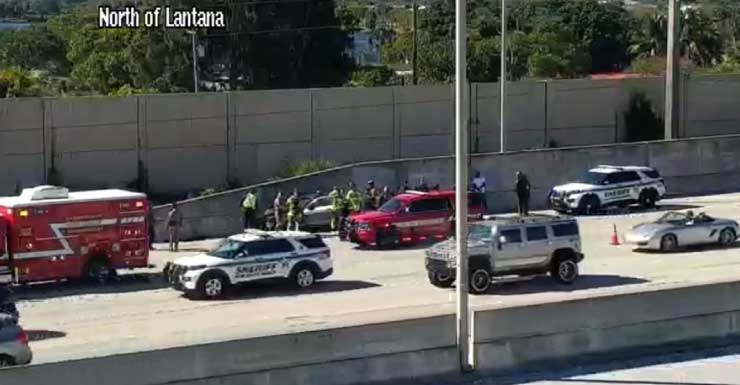 Crash on I-95 South blocks 3 right lanes near Lantana Road