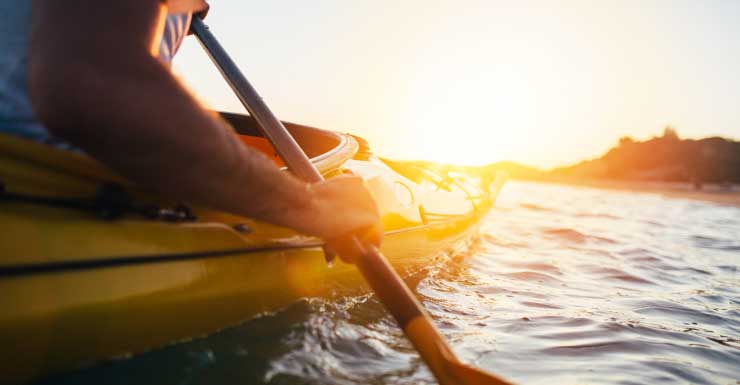 Kayaker dies after FWC, other agencies respond to distress call near Sanibel Causeway