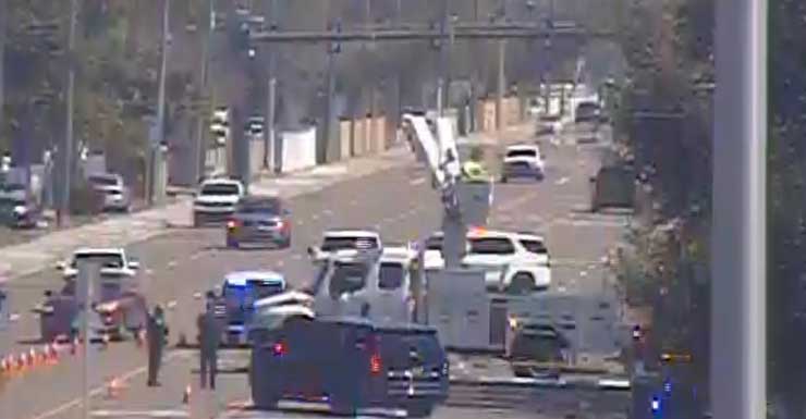 Major crash shuts down part of Bee Ridge Road in Sarasota