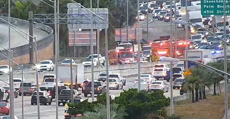 Major crash with injuries on I-95 South in West Palm Beach backs up traffic