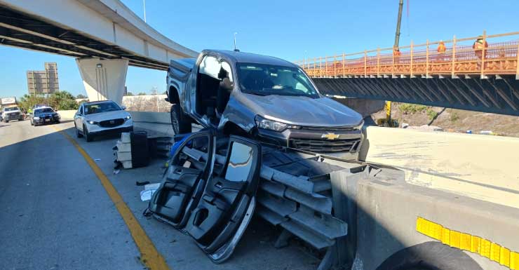 Pickup truck slams into guardrail on I-275 after driver’s medical emergency, Florida Highway Patrol says