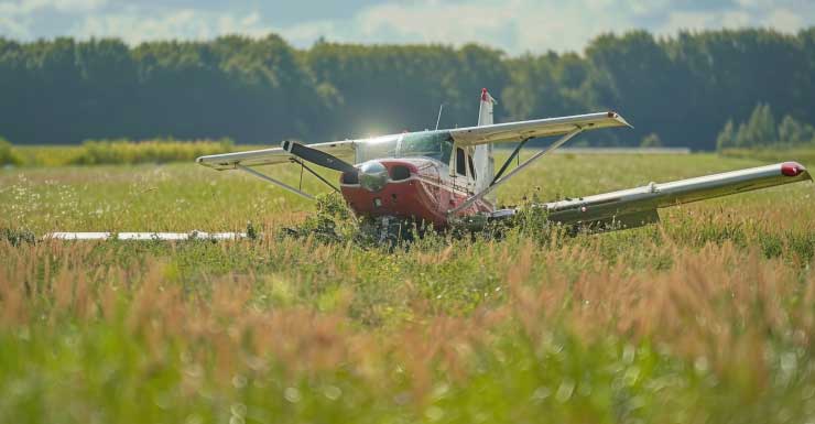 Plane crash near Ten Thousand Islands prompts urgent rescue effort