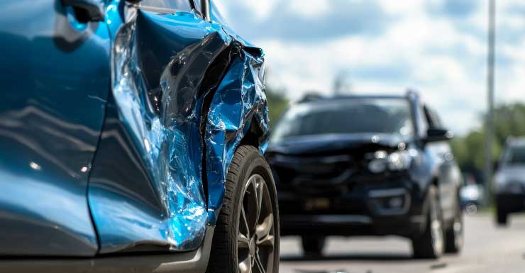 Vehicle crashes into Casselberry store following driver confrontation, police say