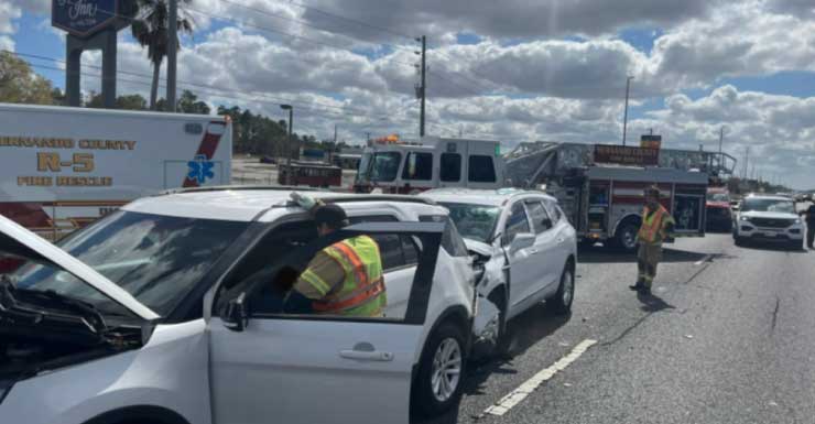 TRAFFIC ALERT: Lanes blocked on Commercial Way in Spring Hill due to crash: HCFR