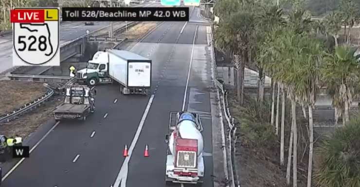 Tractor-trailer crash closes all westbound lanes on SR-528 in Brevard County