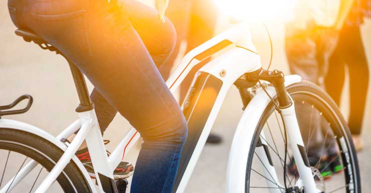 Driver trying to avoid crash hits, kills woman on e-bike in Clay County: Florida Highway Patrol.