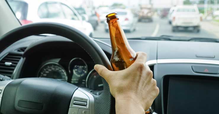 Man flees traffic stop, crashes into building: PCSO